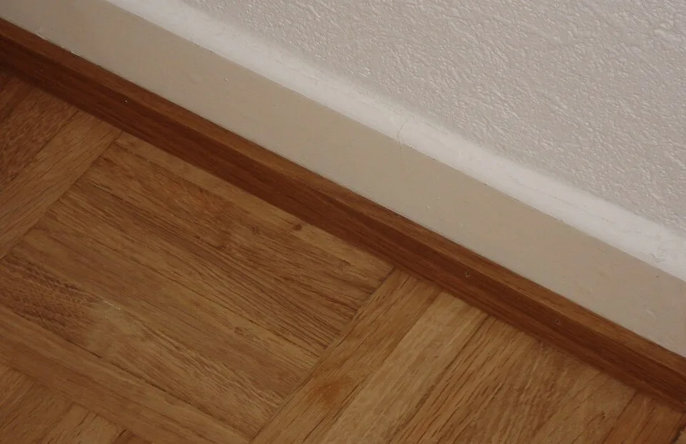 Plastik plintus Floorix EK-680, 2-rasm